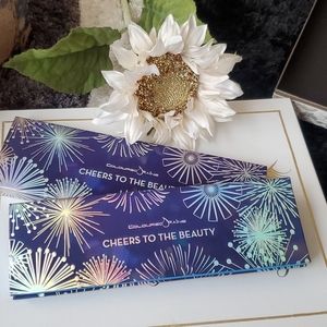 🌸💙CHEERS TO THE BEAUTY 🌸💙